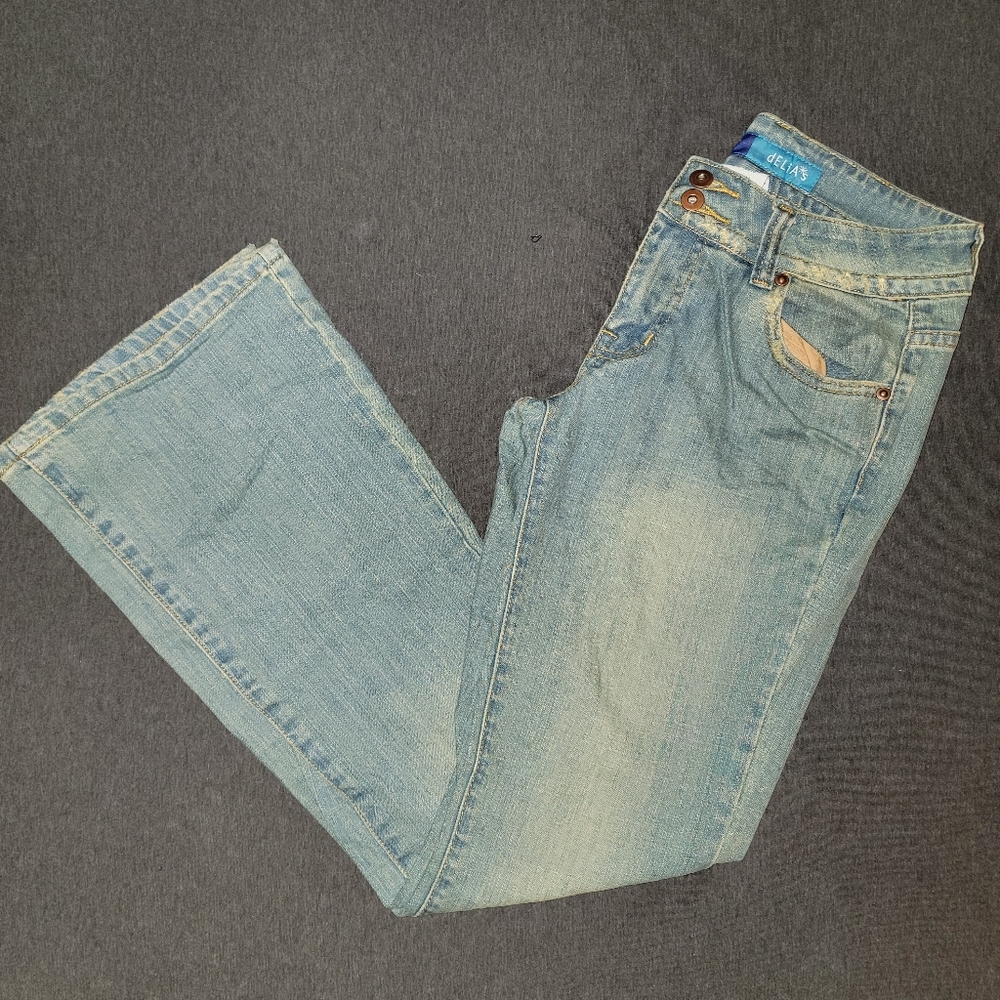 dELiA*s Back Flap Pocket Boot Cut Jean - Size 9/10 - Vintage Light Wash